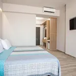 Hotel Ampelia