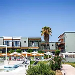 Ampelia Hotel