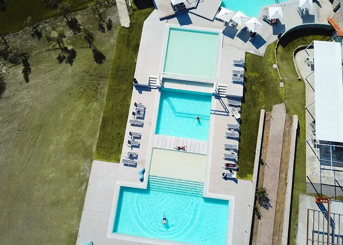 Ampelia Hotel Otel Gennadi