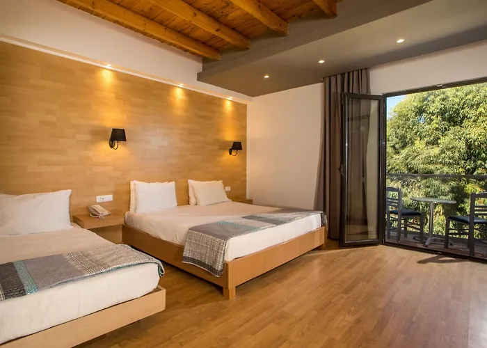 Ampelia Hotel Gennadi