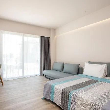 Ampelia Sea Side