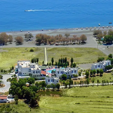 Ampelia Seaside Отель 4*