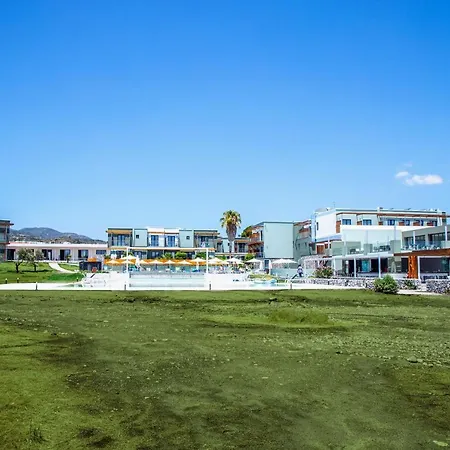 Hotel Ampelia Sea Side 4*