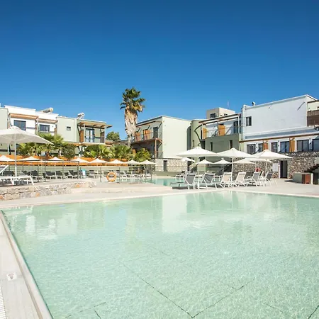 Ampelia Seaside 根纳迪