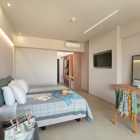 Ampelia Seaside 根纳迪