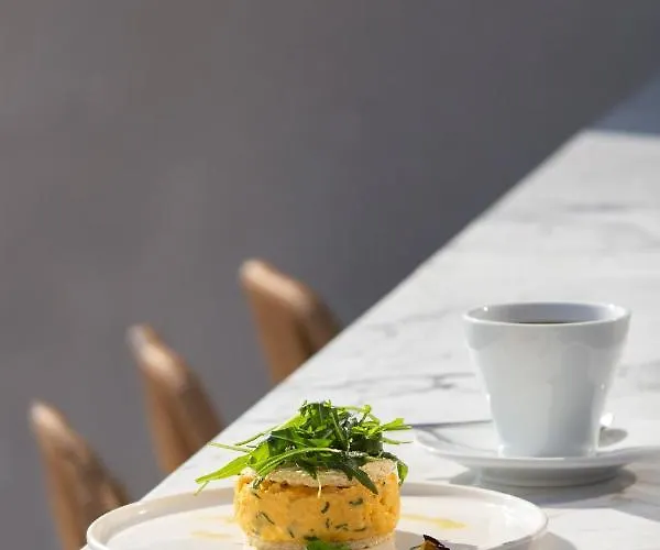 Hotel Ampelia Hotel 4*