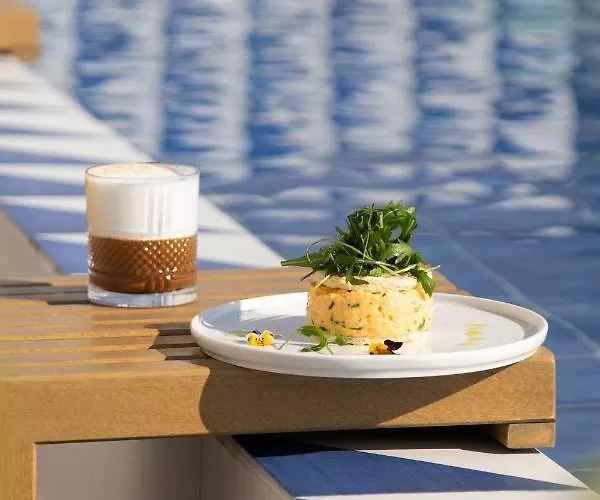 Ampelia Hotel 4* Jenadi