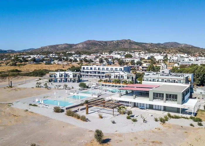 Ampelia Hotel Jenadi