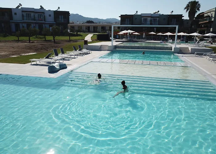 Ampelia Hotel Hotel Jenadi